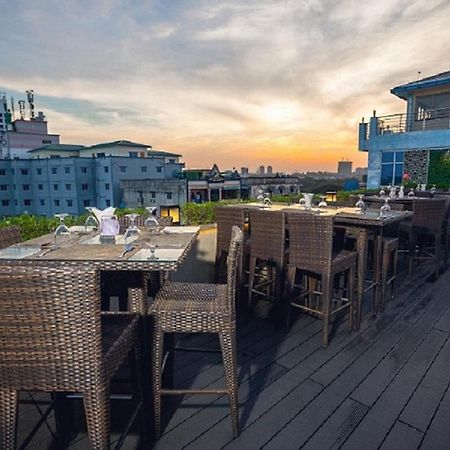 Elegant Hotel Pyi Thar Yar Yangon Bagian luar foto