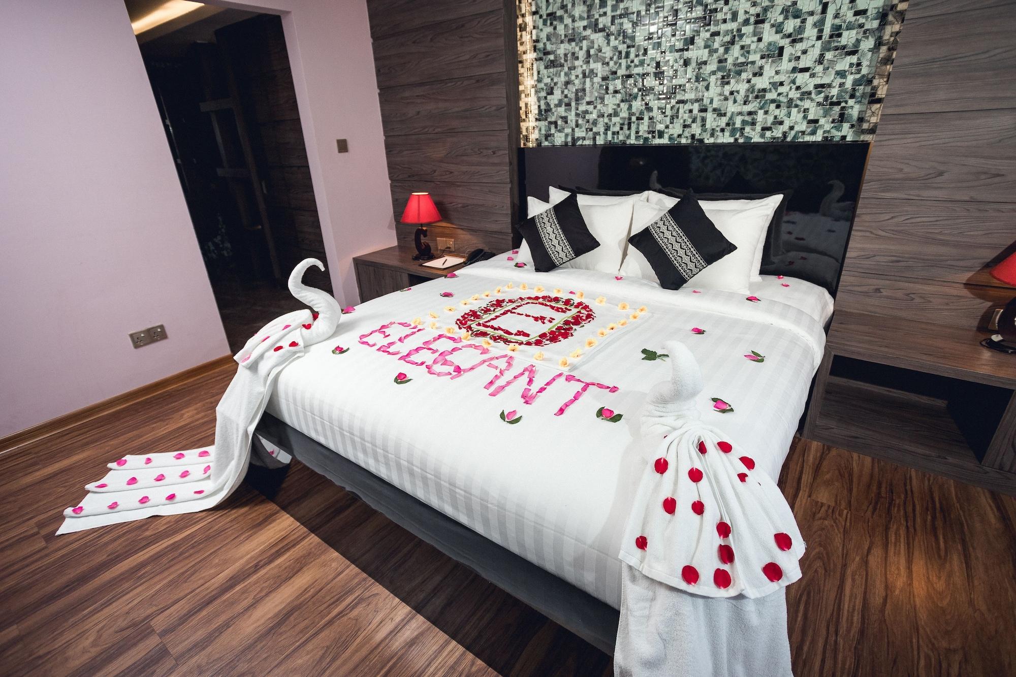 Elegant Hotel Pyi Thar Yar Yangon Bagian luar foto