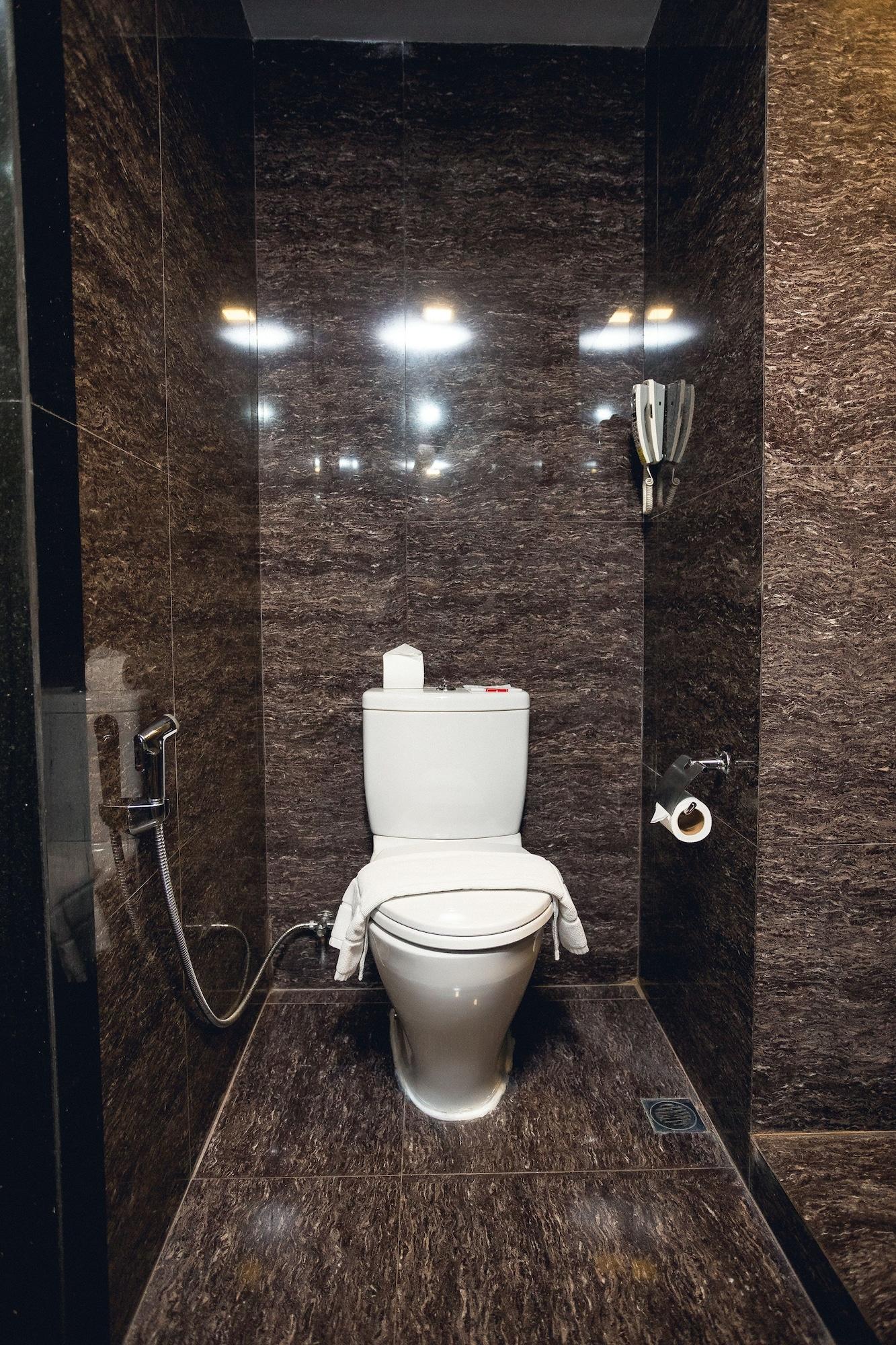 Elegant Hotel Pyi Thar Yar Yangon Bagian luar foto