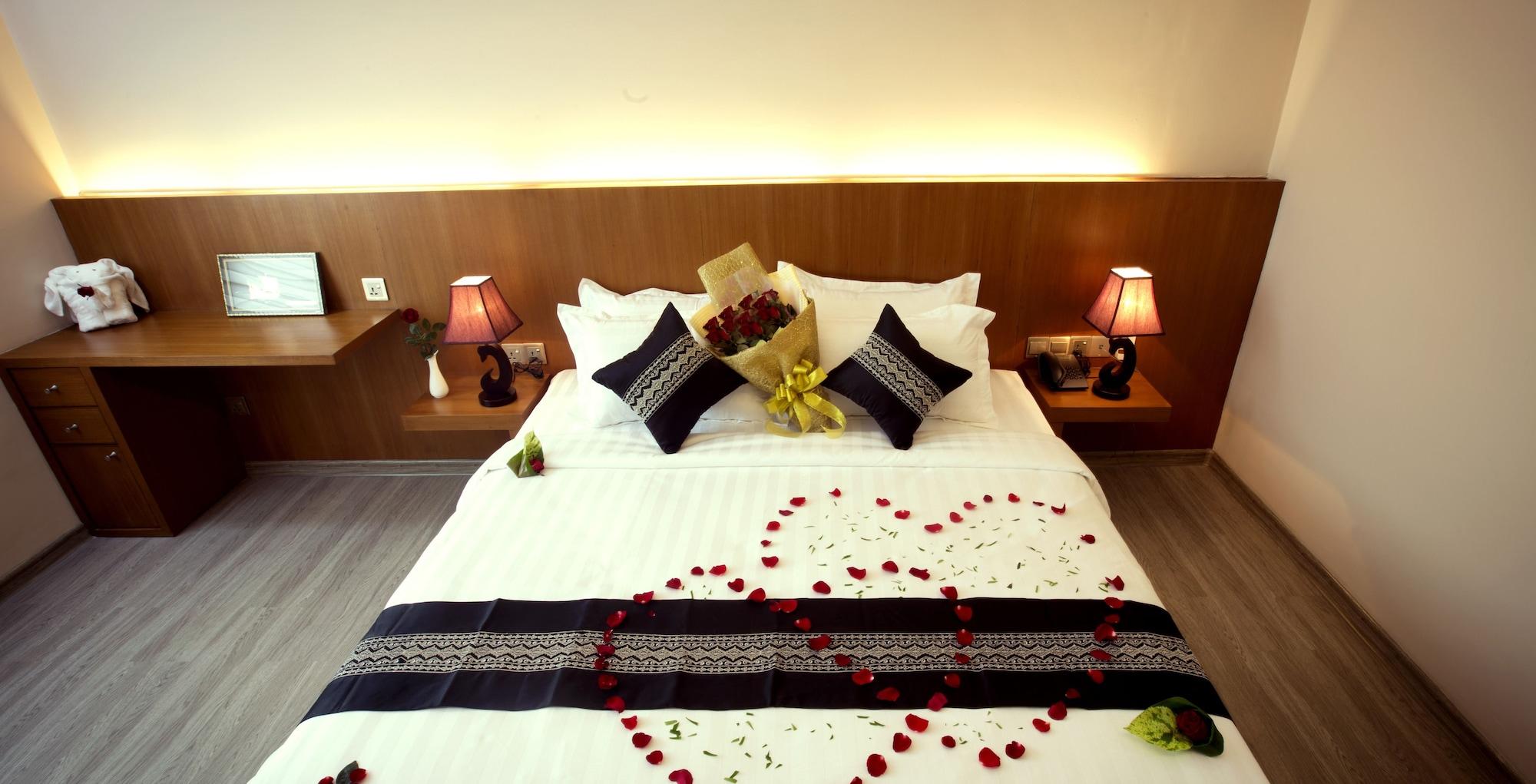 Elegant Hotel Pyi Thar Yar Yangon Bagian luar foto